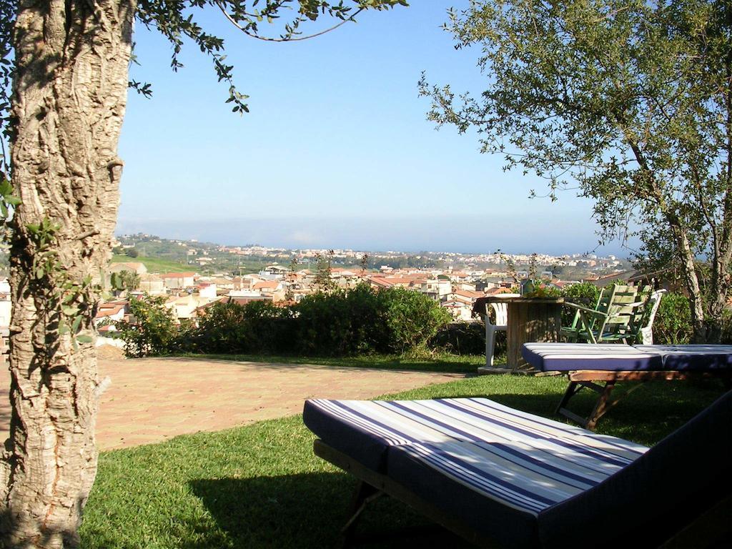 Casa Vacanza Cicirello Giardini Naxos Ruang foto