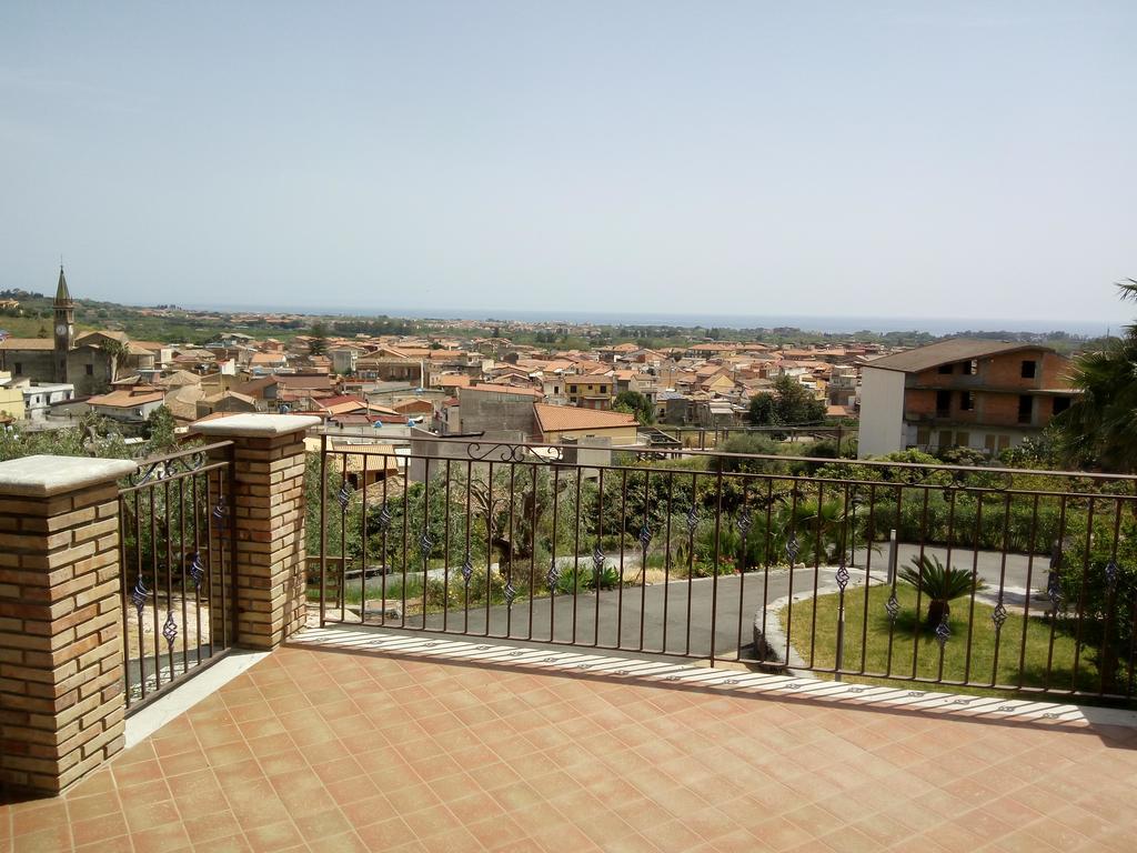 Casa Vacanza Cicirello Giardini Naxos Bagian luar foto